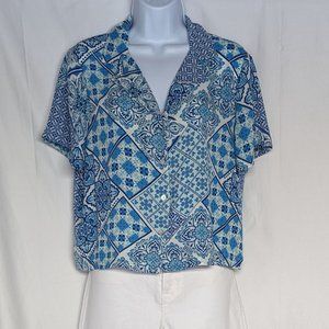 Loose-fitting v-neck button-front patterned blouse with collar Medium  EUC